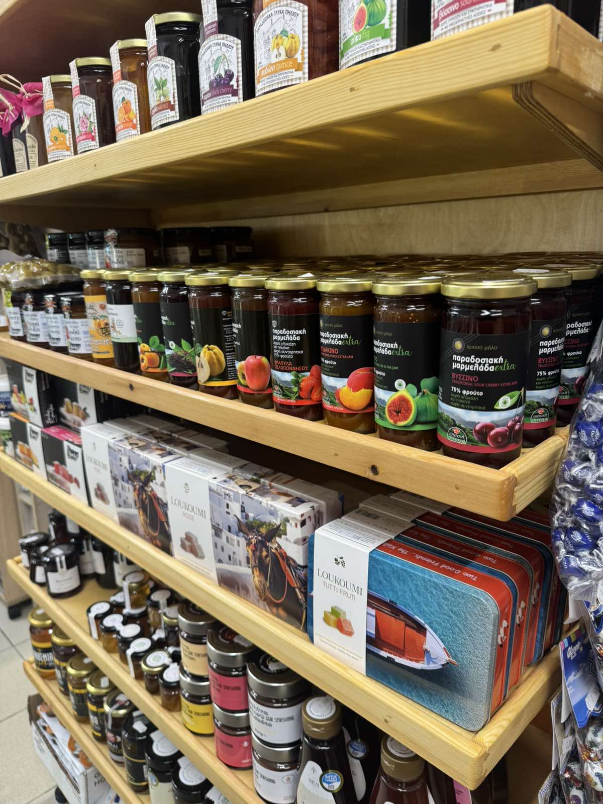 Jams Loukoumi Shelf